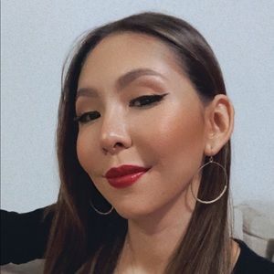 Meet your Posher, Paula